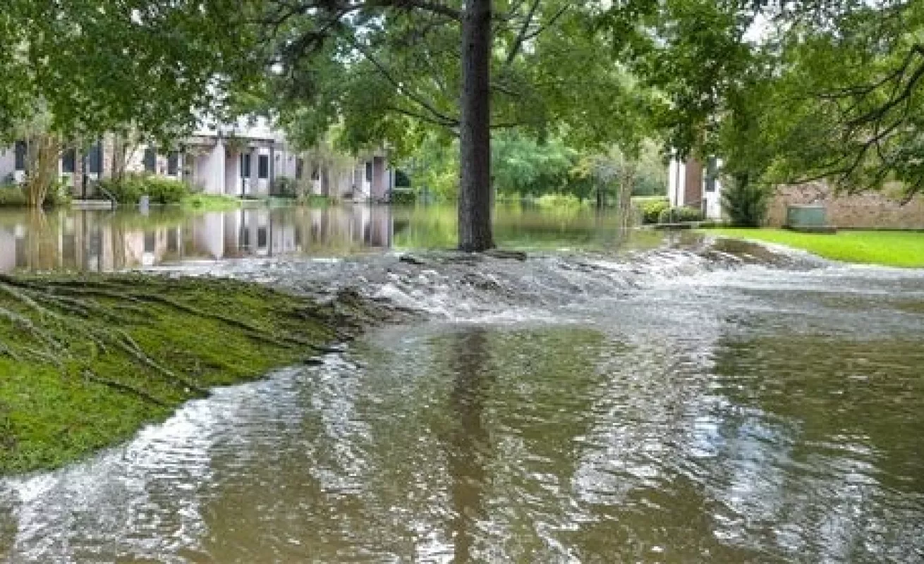 Inundaciones siguen en aumento en Luisisana