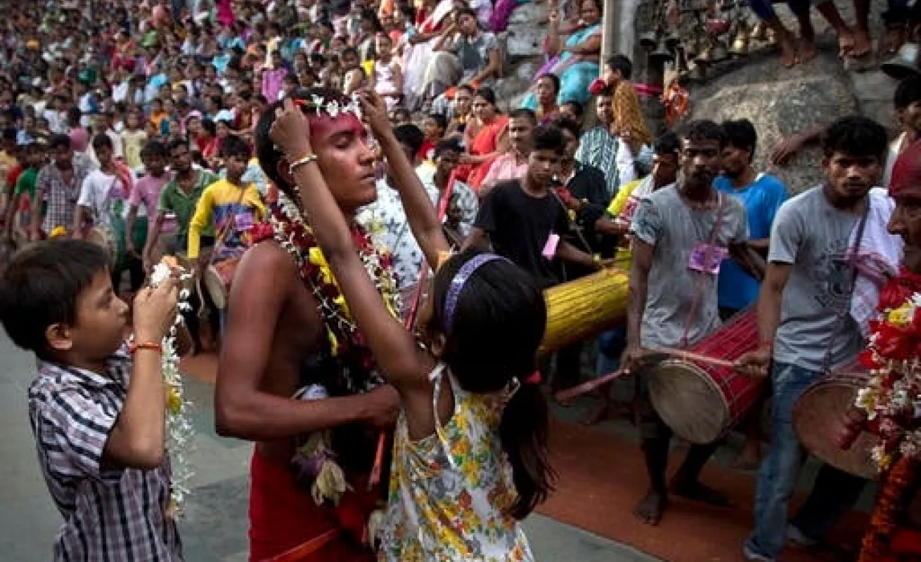 Festival Deodhani en el templo hindú