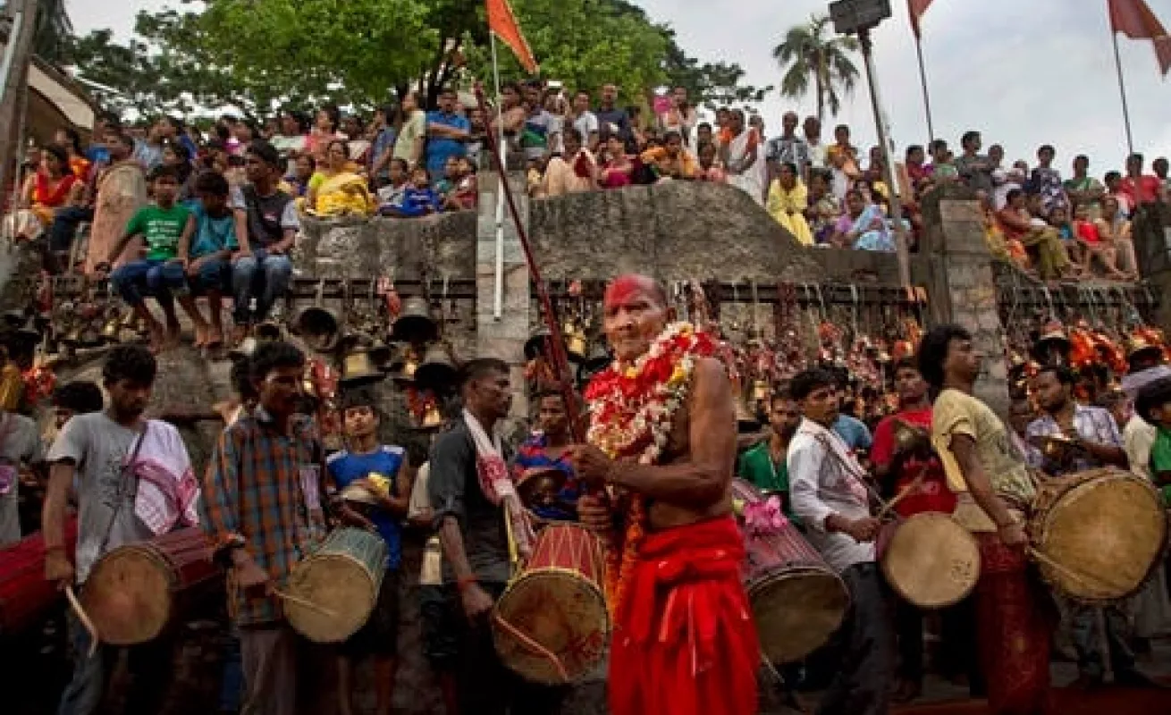 Festival Deodhani en el templo hindú
