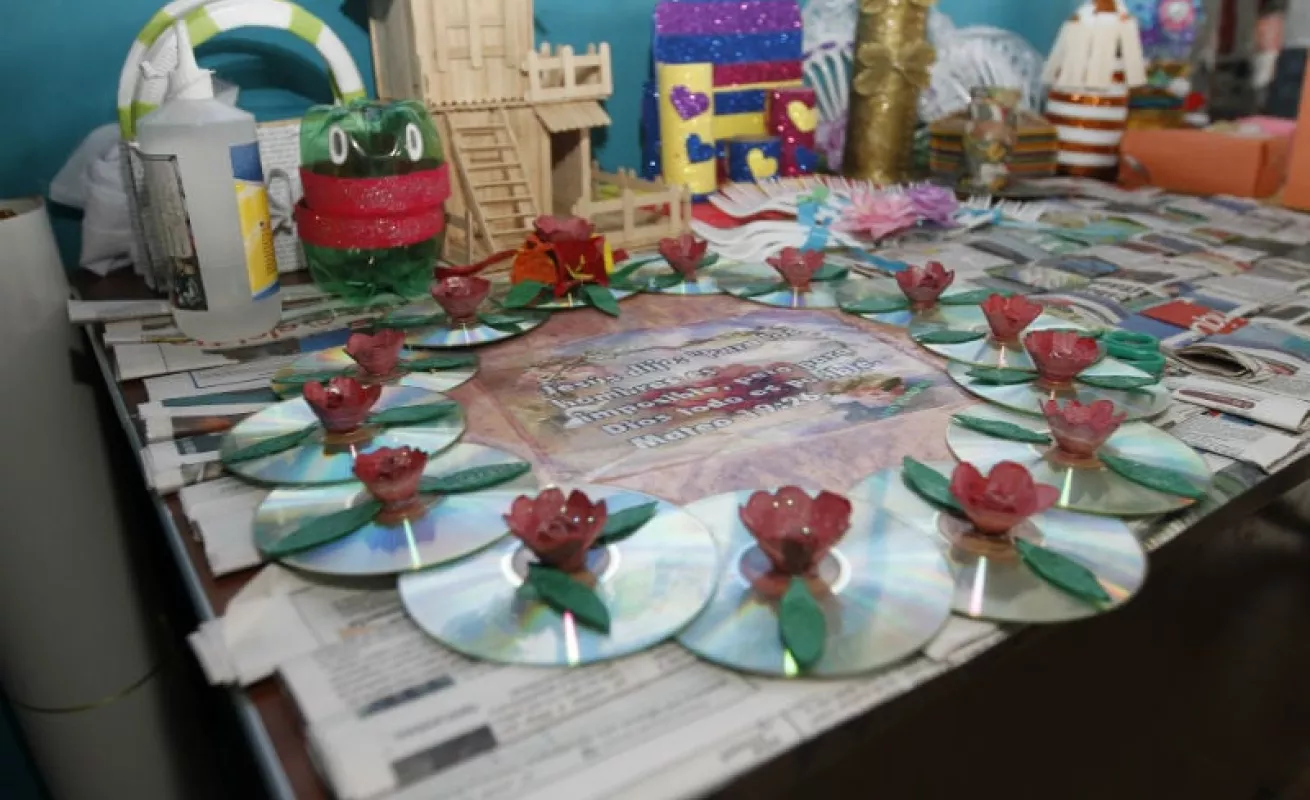 Reciclan, aprenden y se divierten