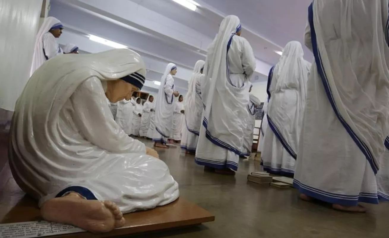 Canonizarán a la Madre Teresa