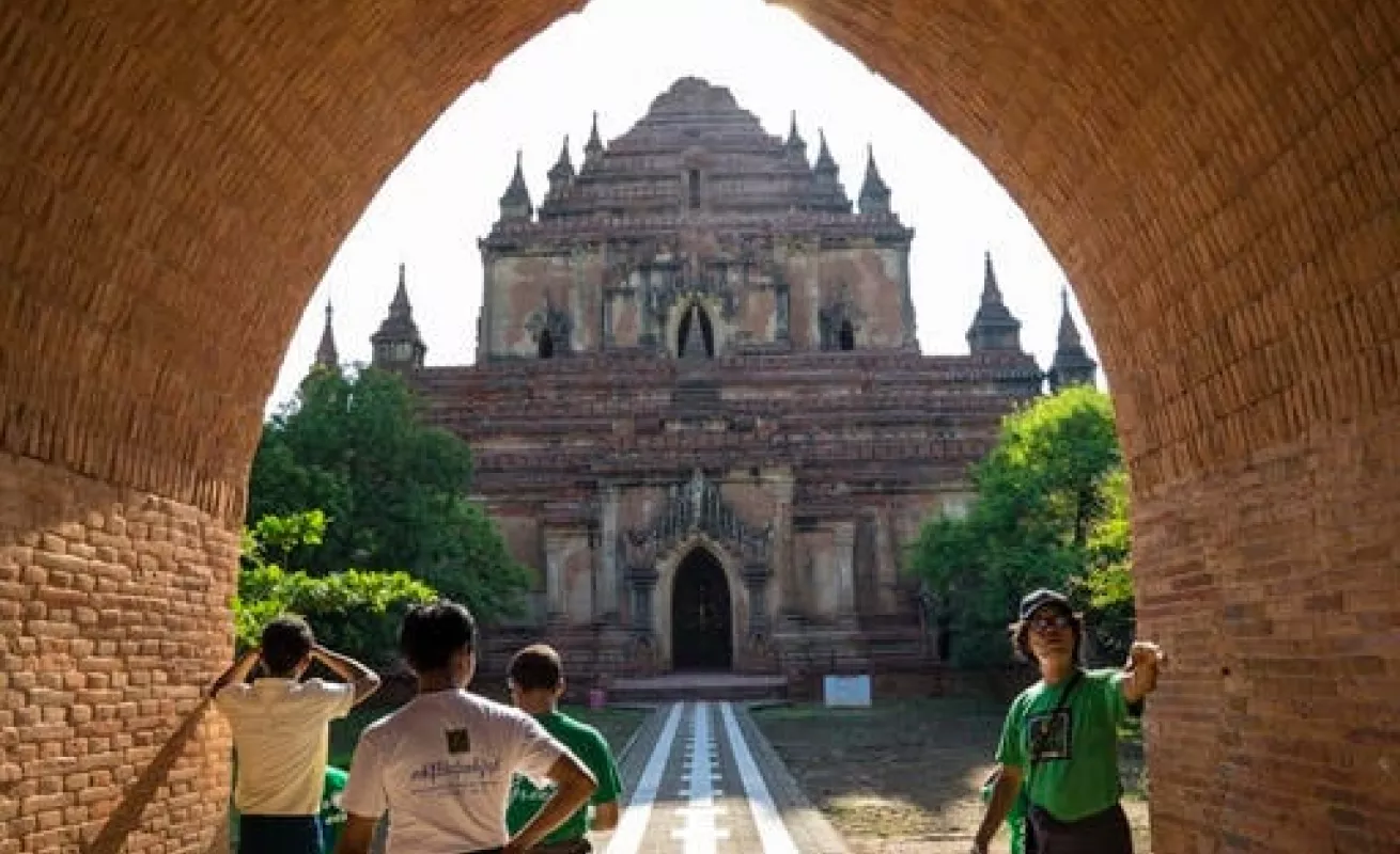 Mianmar se repone de la tragedia