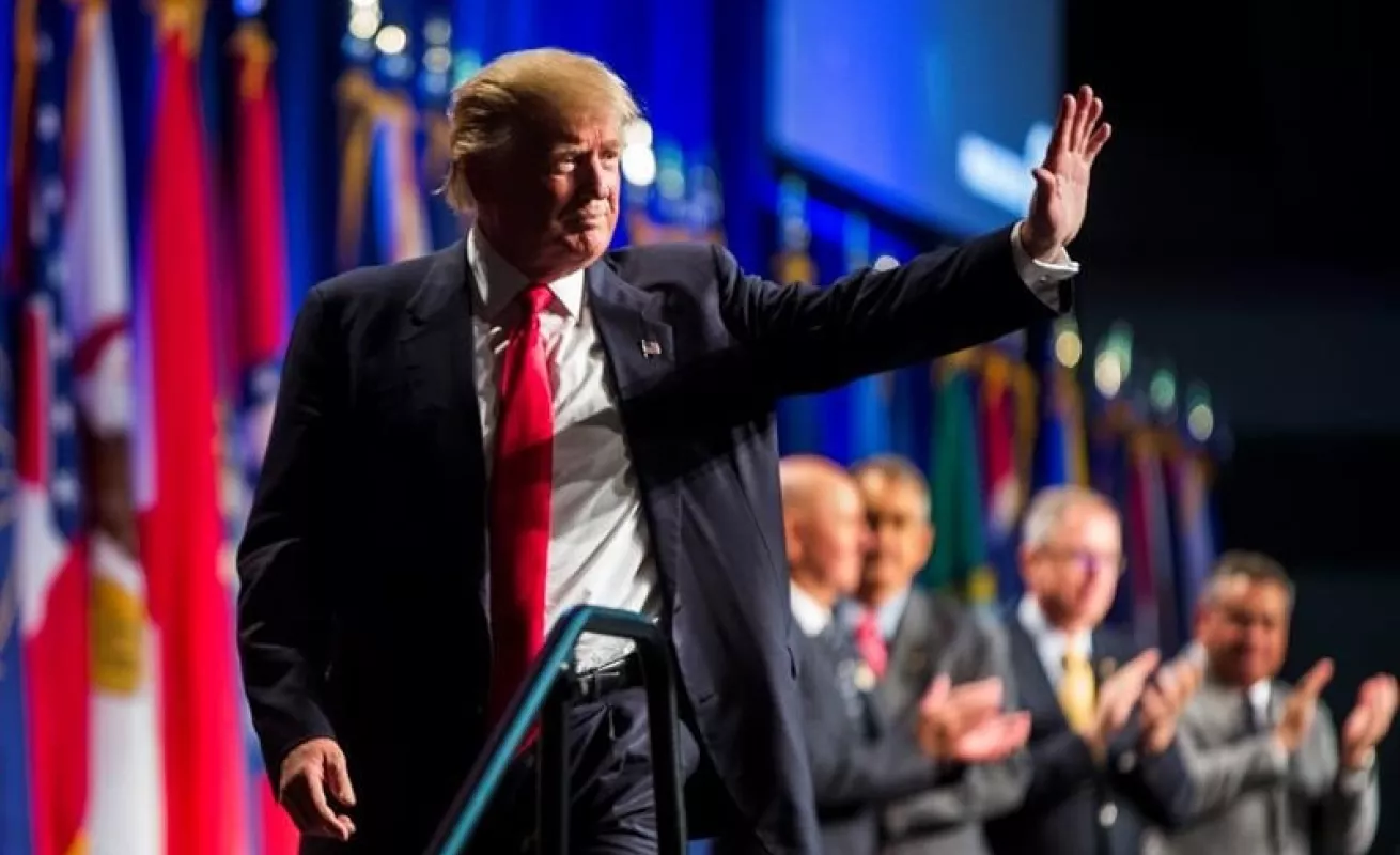 Protestan contra hotel de Trump