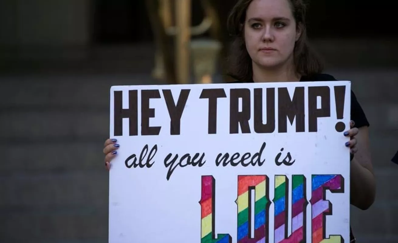 Protestan contra hotel de Trump