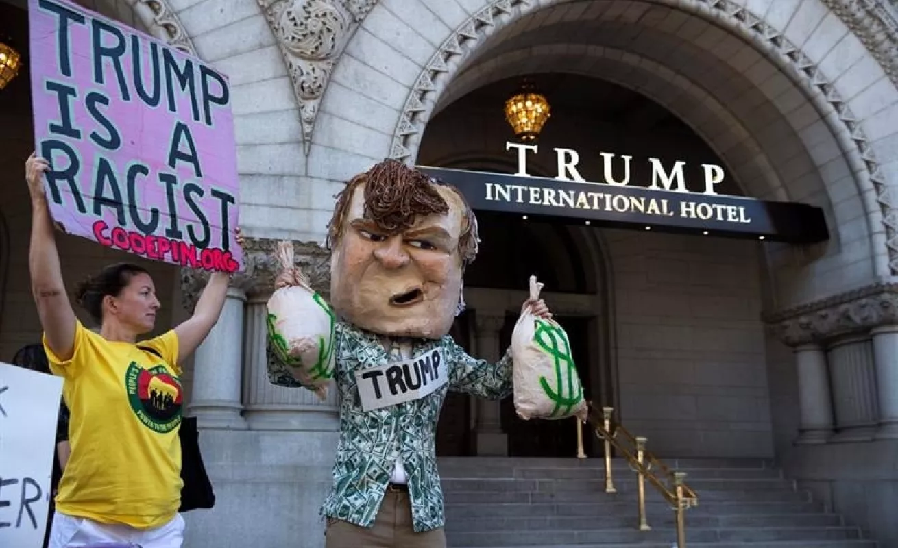 Protestan contra hotel de Trump