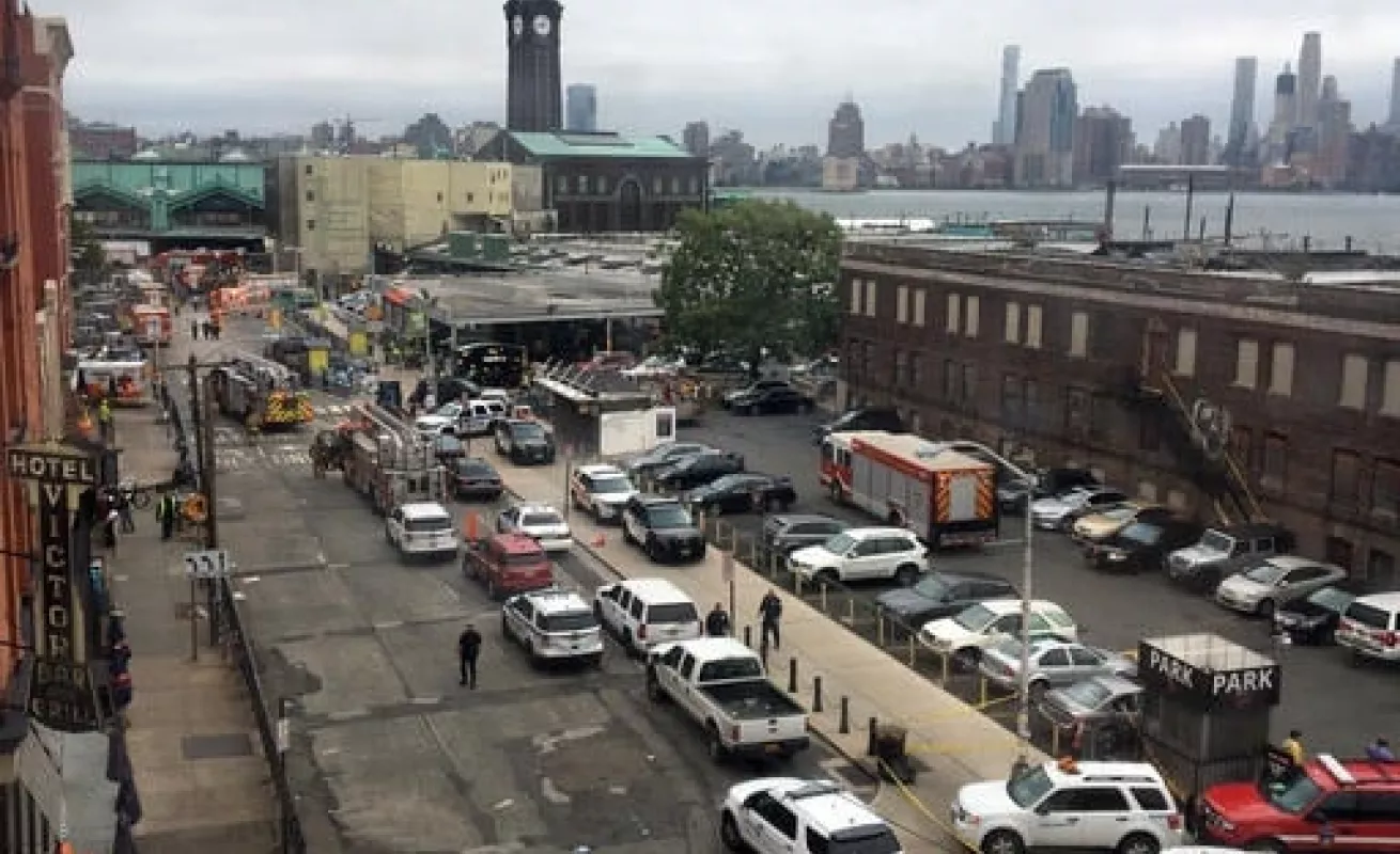 Tren se descarrila en Hoboken