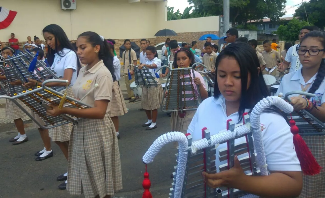 Gran desfile amistad