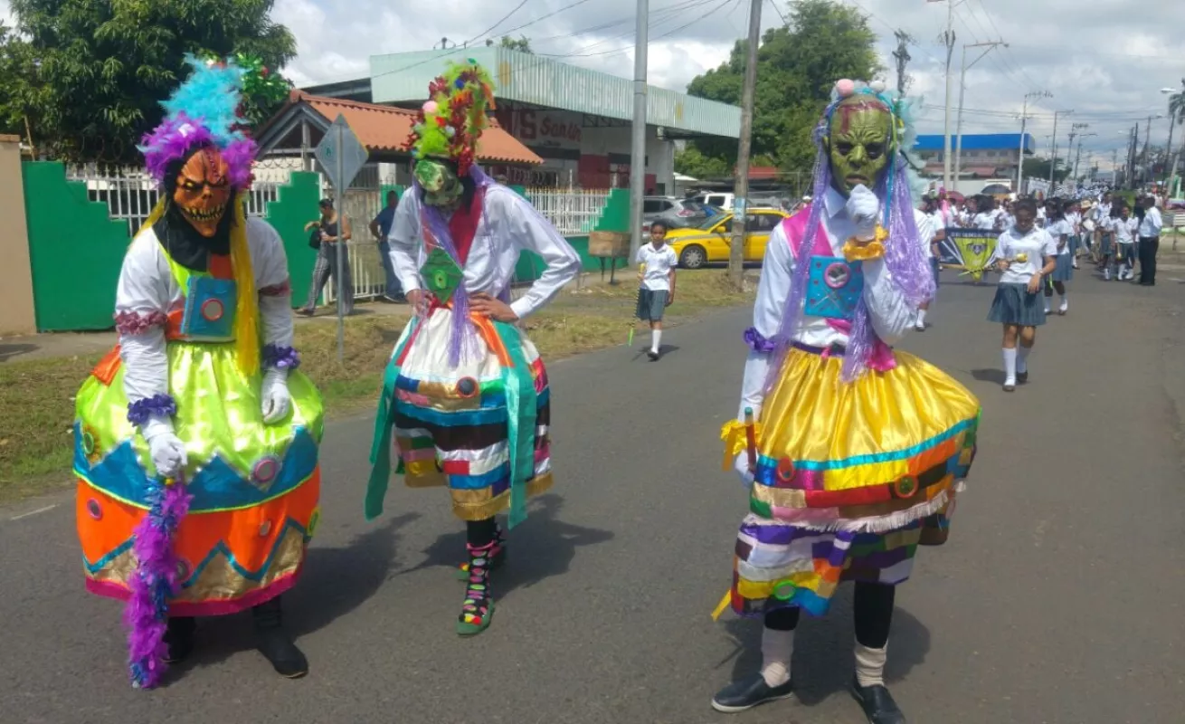 Gran desfile amistad
