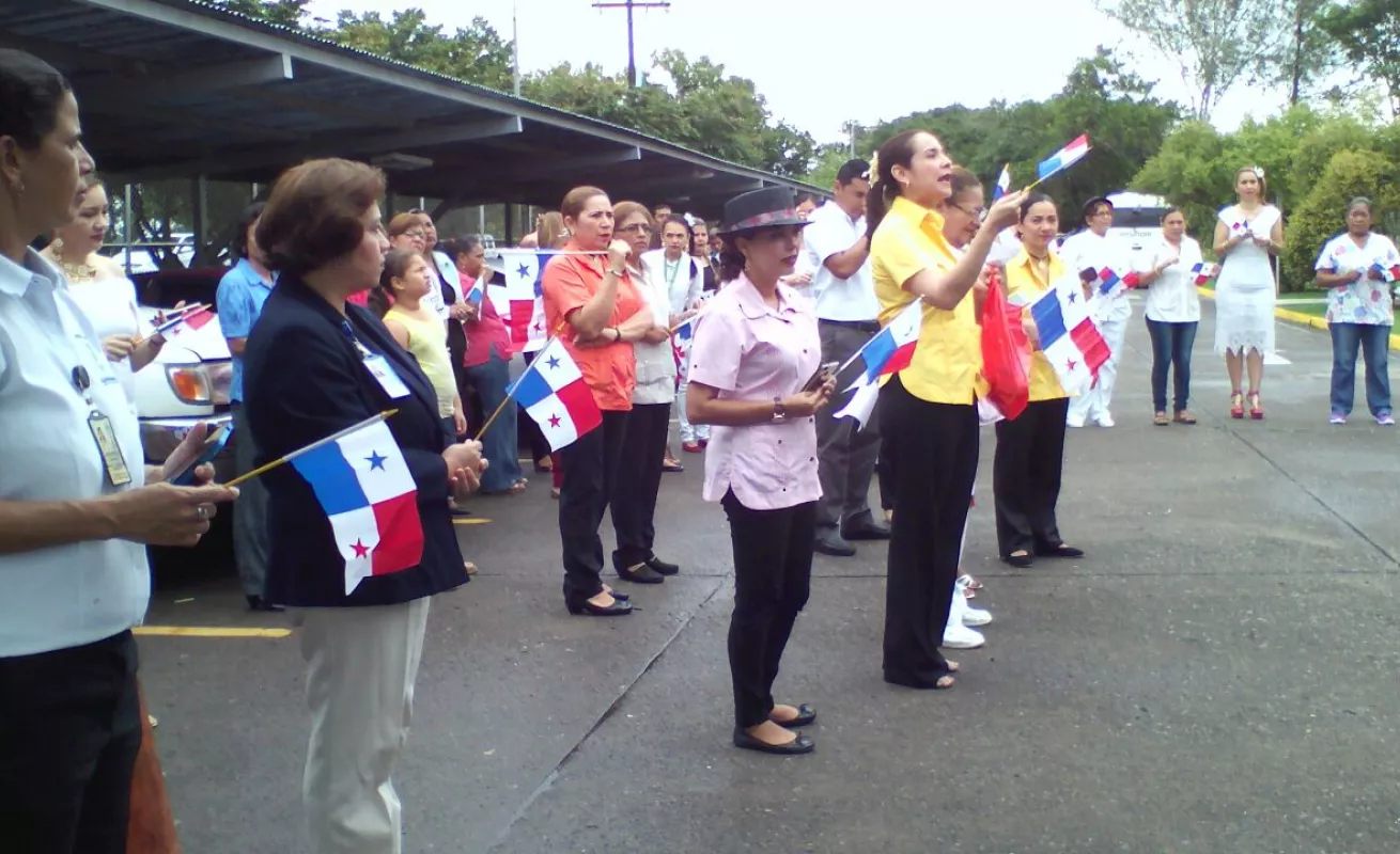 Instituciones públicas dan inicio a festividades Patrias