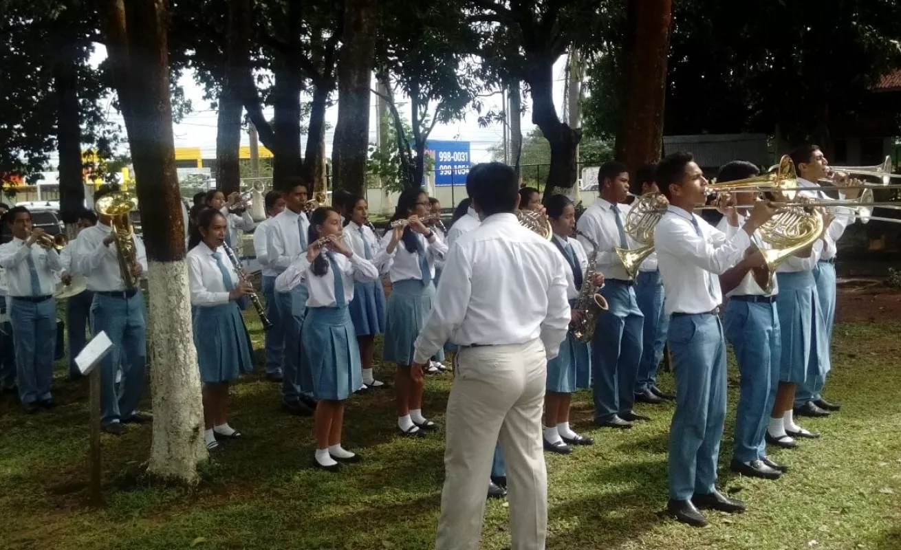 Instituciones públicas dan inicio a festividades Patrias