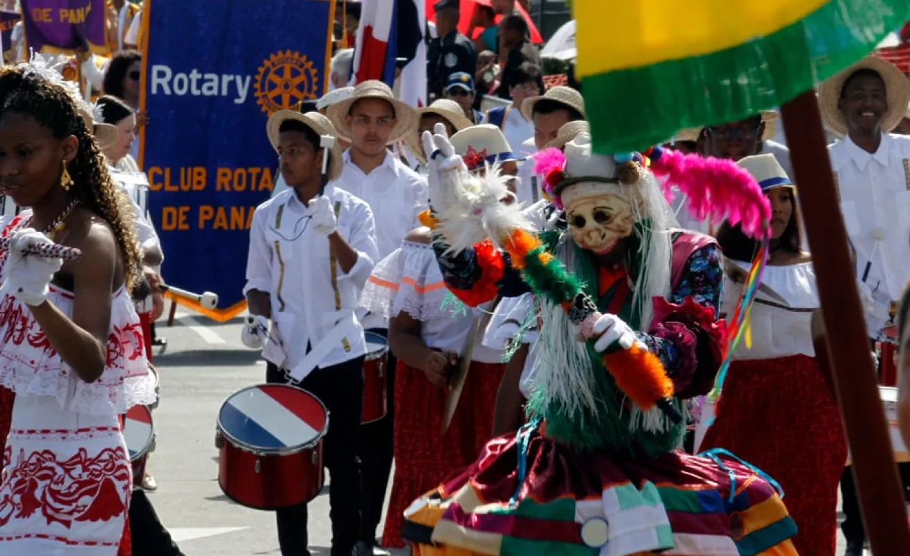 4 de Noviembre, fecha dedicada a los Símbolos Patrios