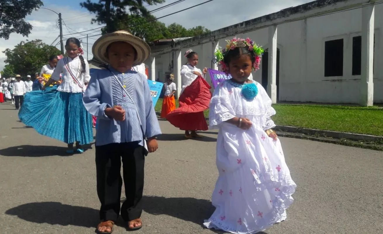 Festejos del 5 de noviembre en Antón