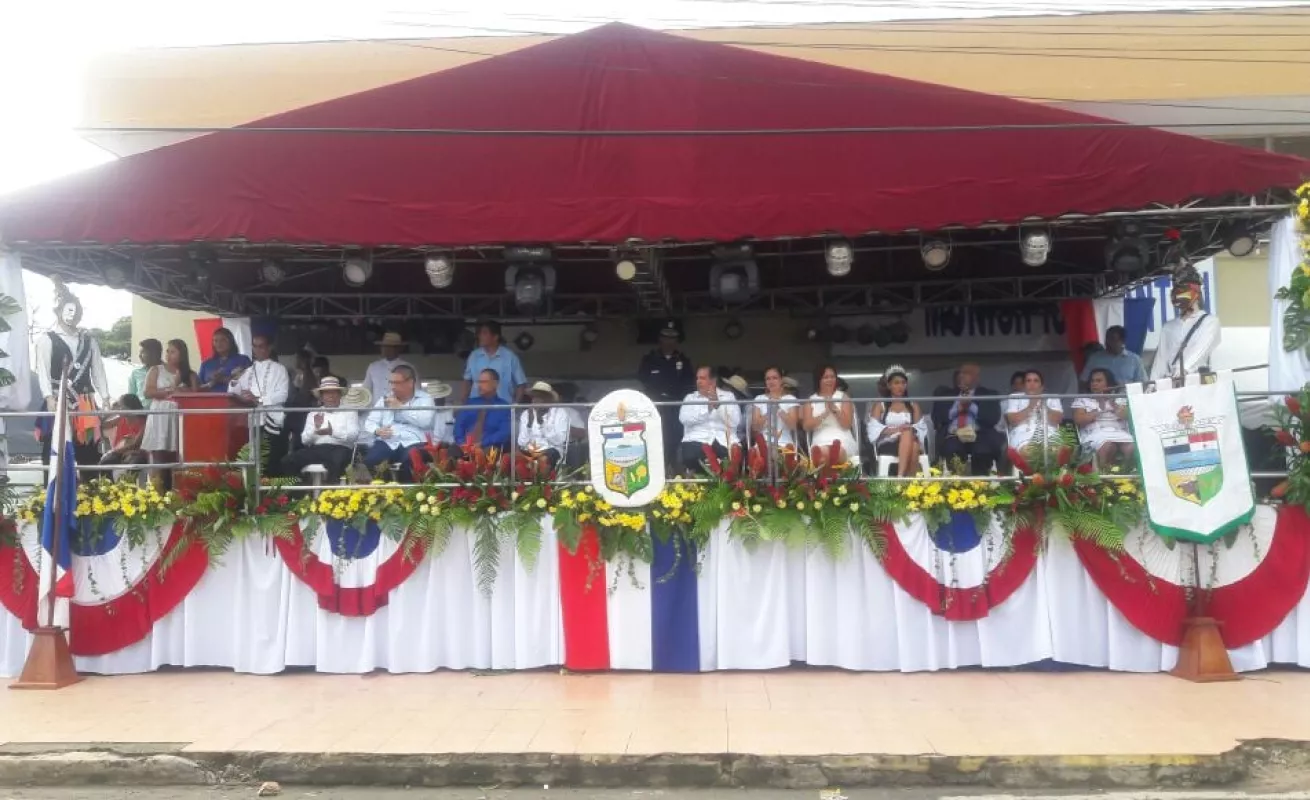 Festejos del 5 de noviembre en Antón