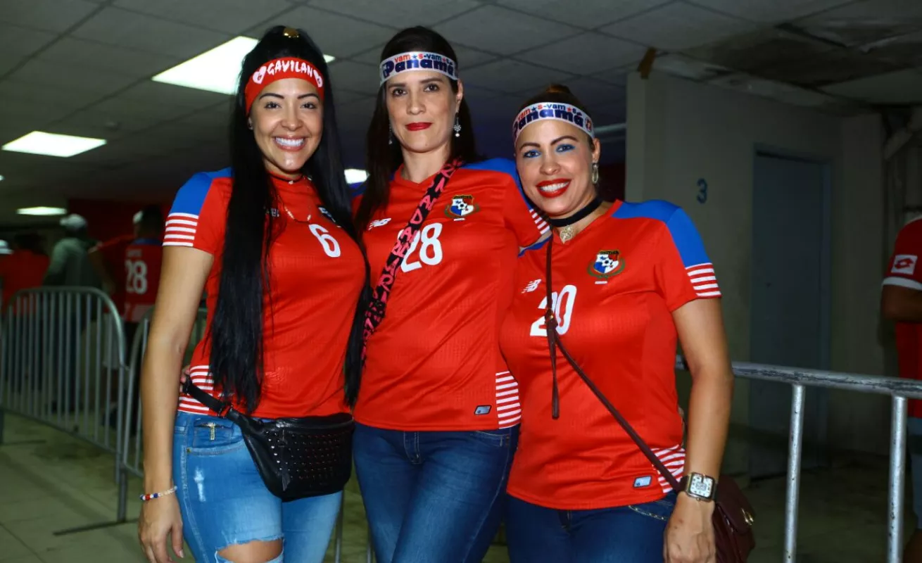 Fieles rumbo al Rommel para el Panamá vs. México