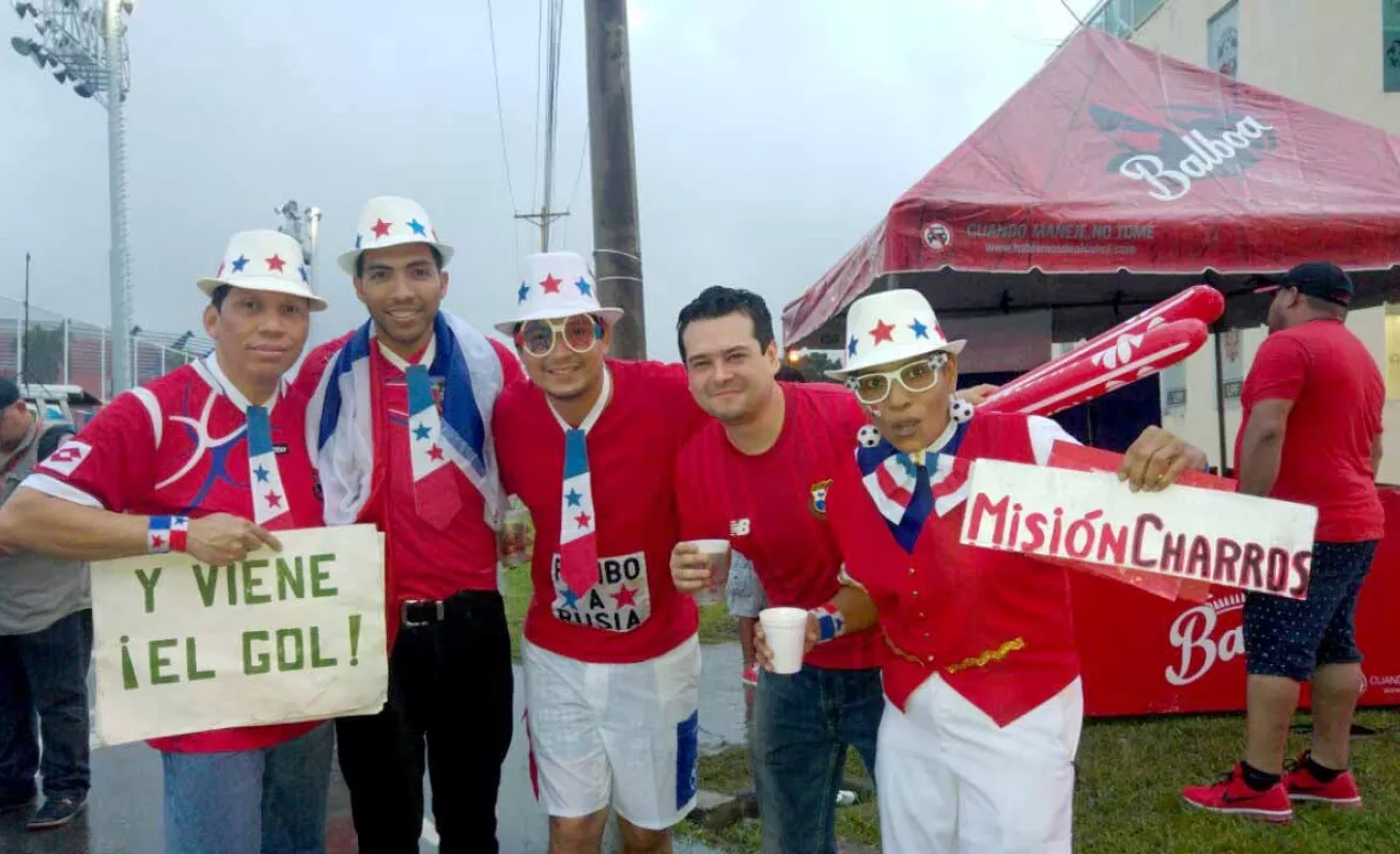 Fieles rumbo al Rommel para el Panamá vs. México
