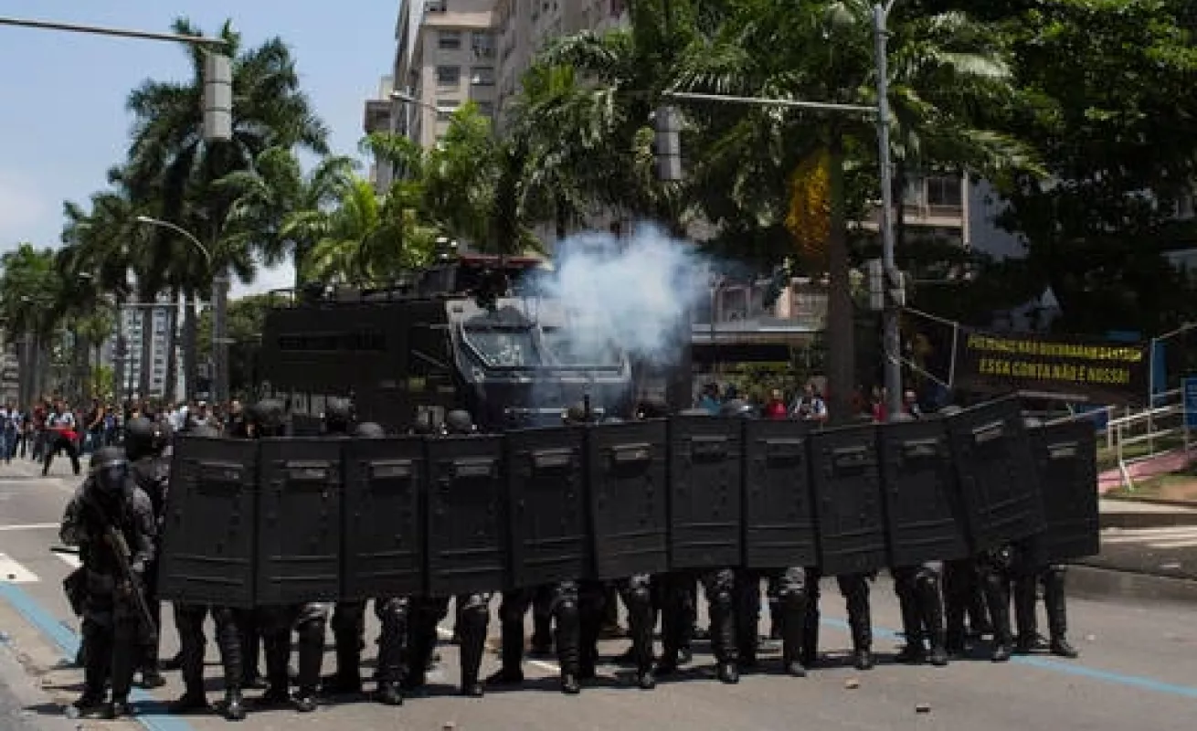 Cruenta protesta en Brasil contra medidas de austeridad