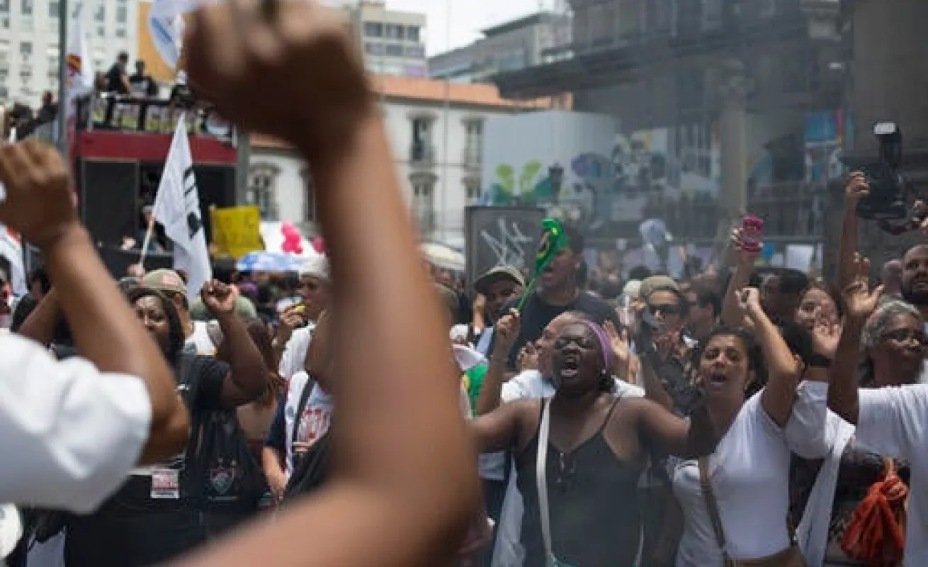 Cruenta protesta en Brasil contra medidas de austeridad