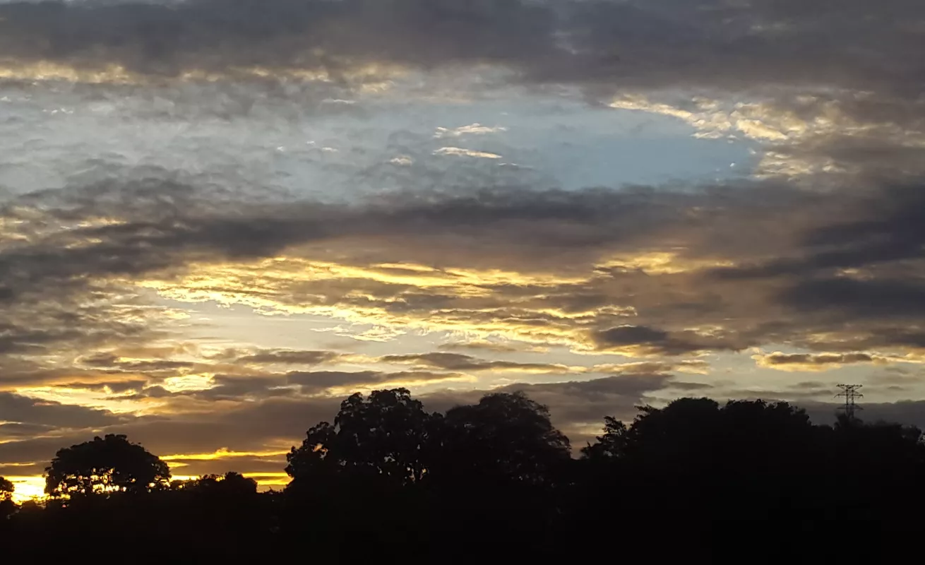 Amanecer desde Panamá Este