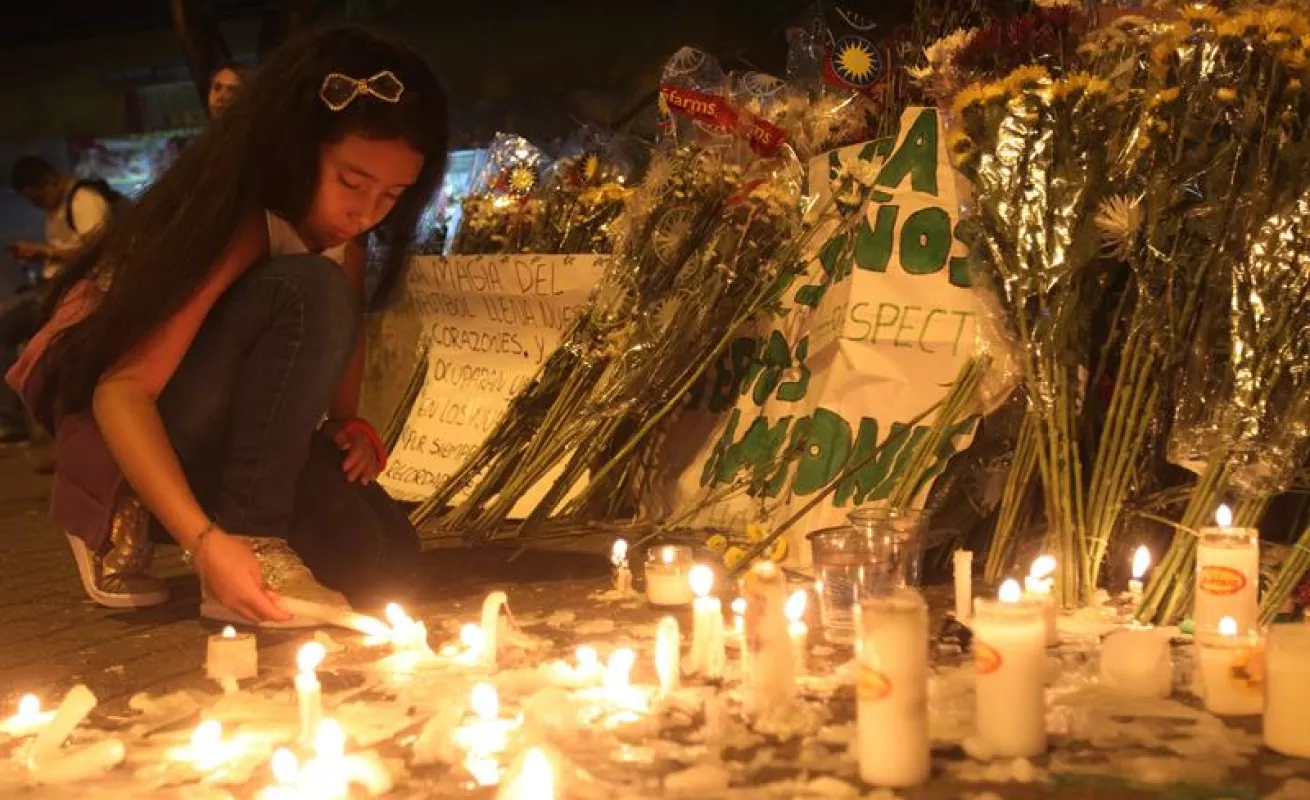Emotivas imágenes del homenaje al equipo de fútbol Chapecoense en Medellín