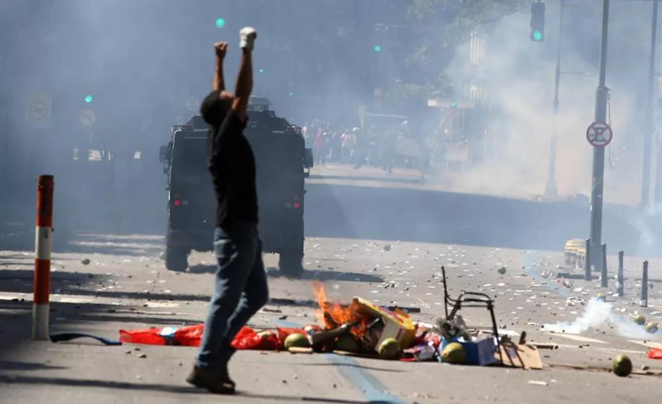 Protestan contra el "paquete de recortes"  del gobierno  Río de Janeiro