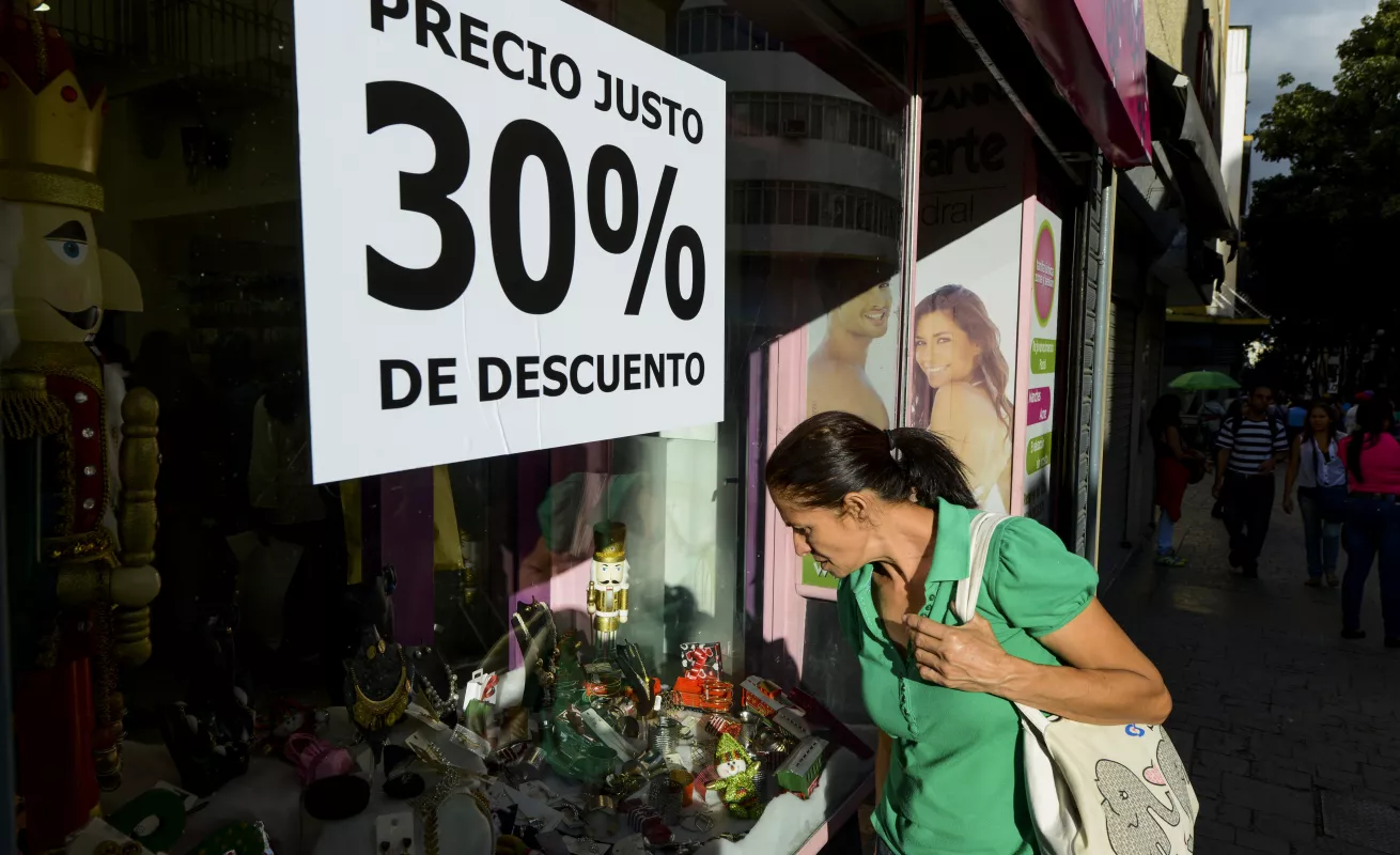 #GaleriaCri Ordena remates de ropa y juguetes en Venezuela