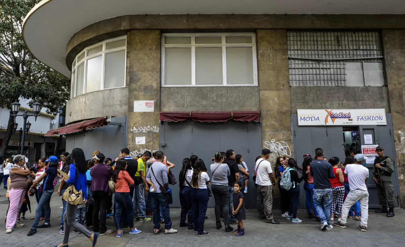 #GaleriaCri Ordena remates de ropa y juguetes en Venezuela