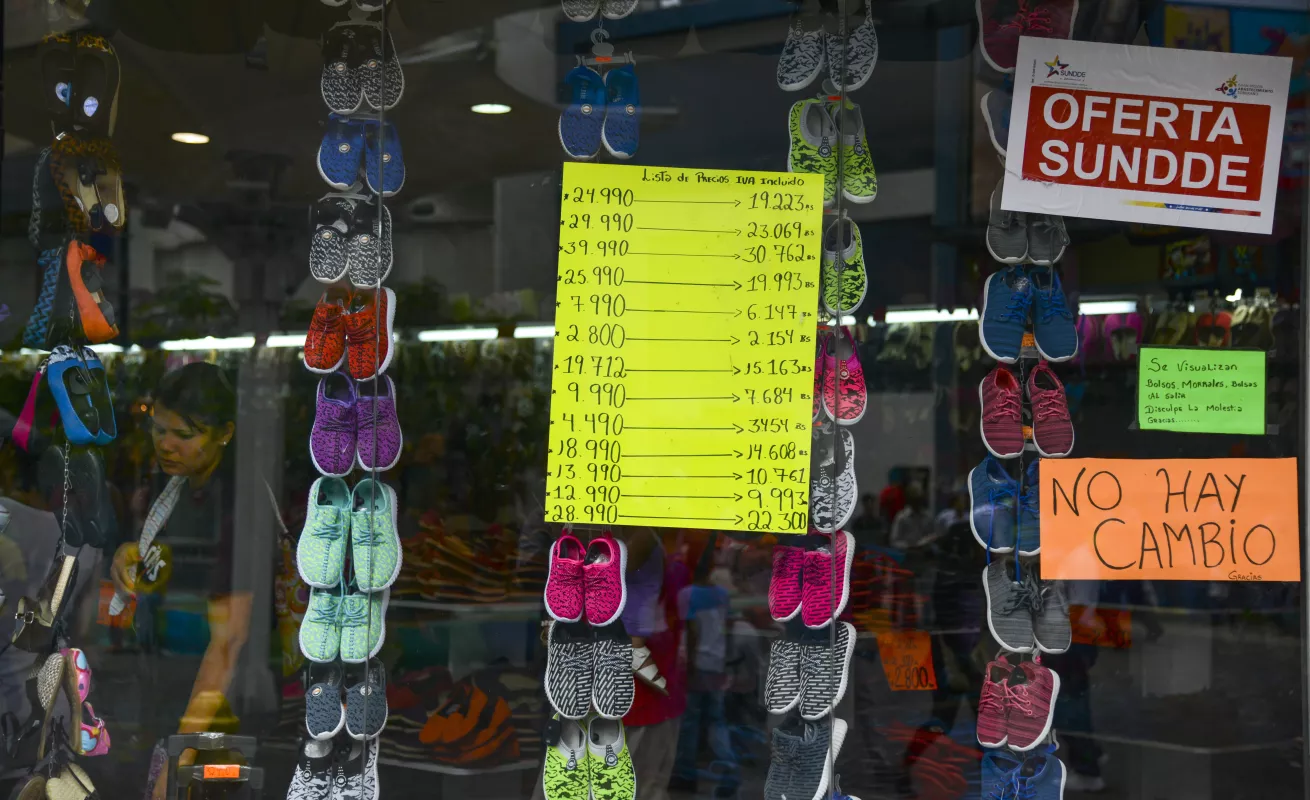 #GaleriaCri Ordena remates de ropa y juguetes en Venezuela