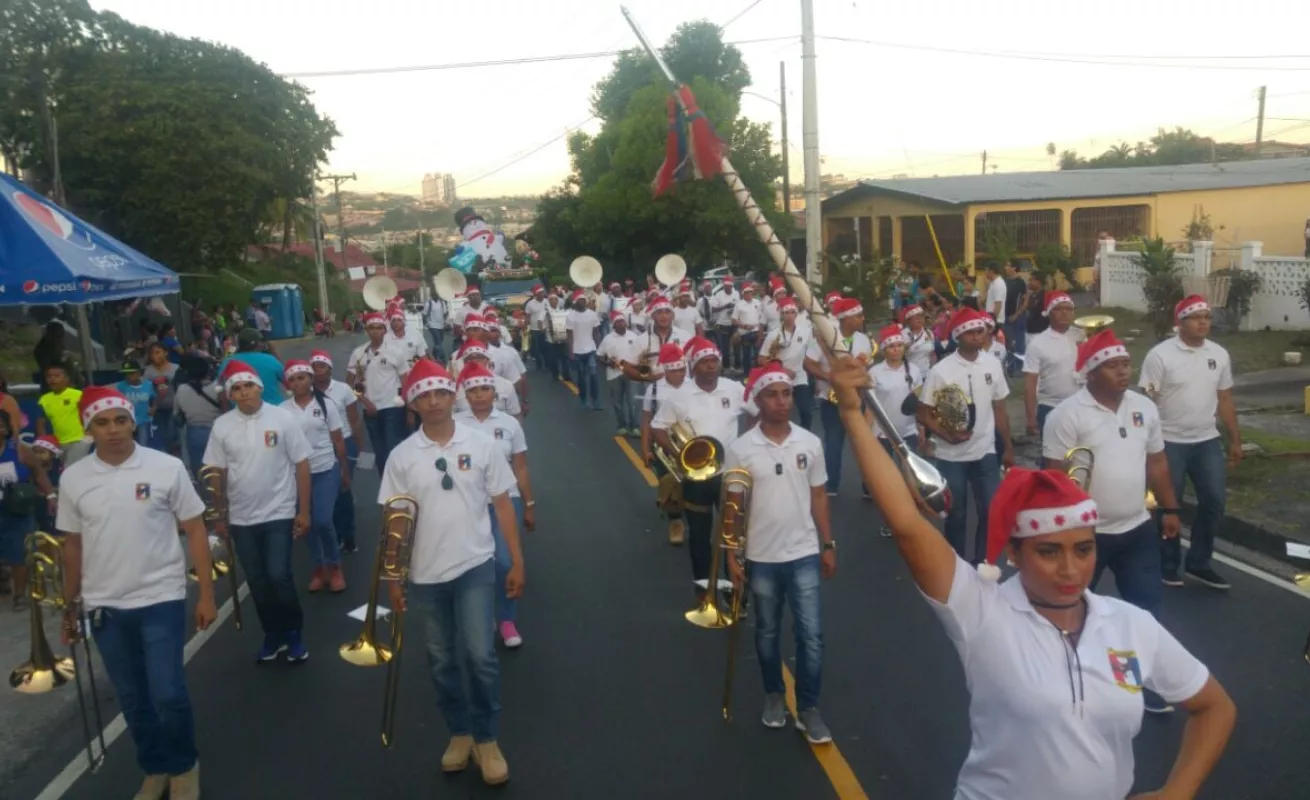 Desfile “Jesús es la Navidad”