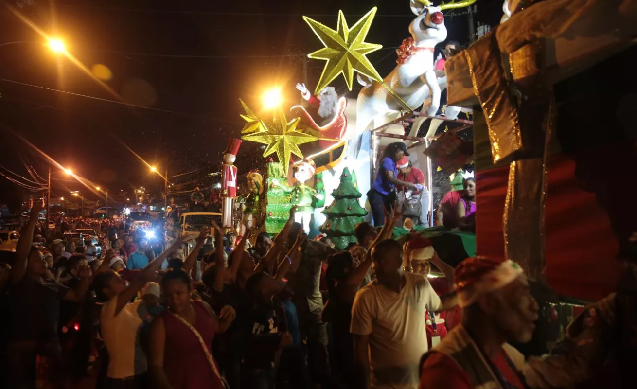 Desfile “Jesús es la Navidad”