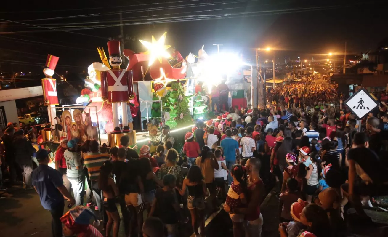 Desfile “Jesús es la Navidad”