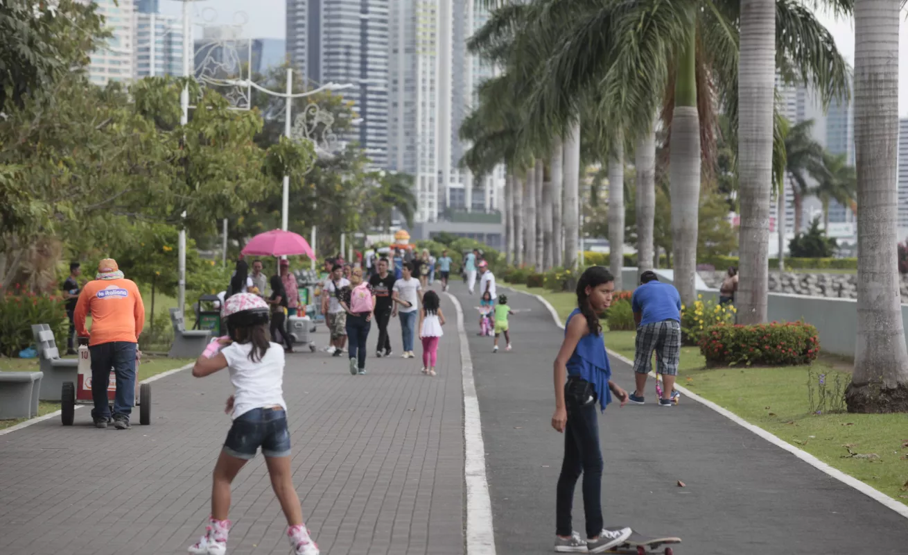 Juego y alegría en Navidad