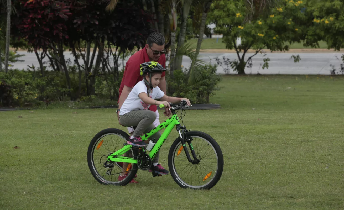 Juego y alegría en Navidad