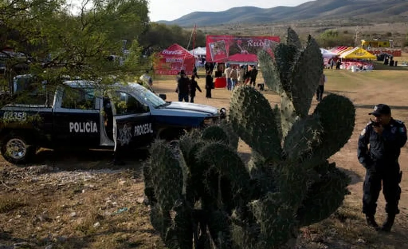 Rubí cumple 15 años y el mundo se entera