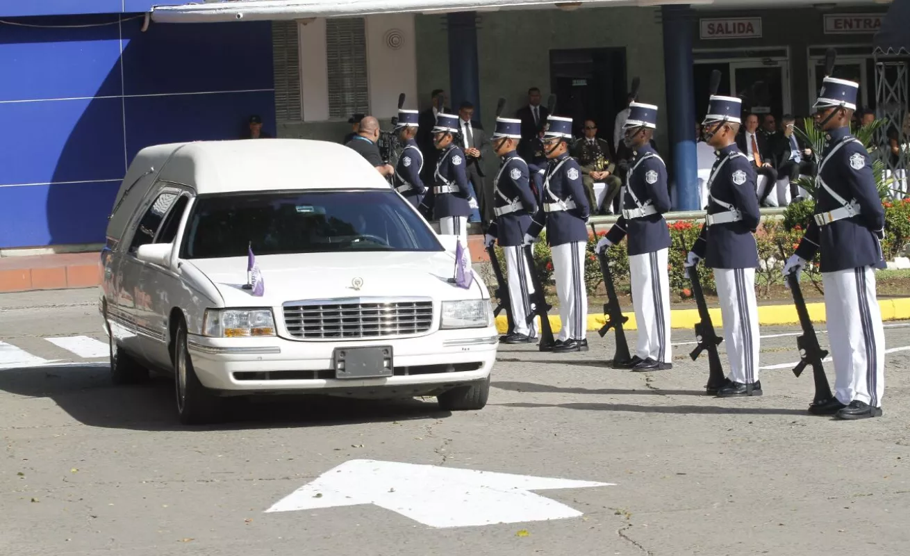 Homenaje póstumo al subteniente, post mortem, Nelson Guerra