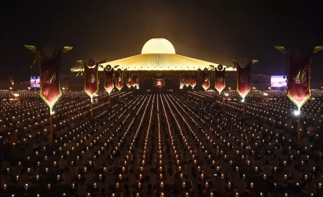  #GaleriaCri Fiesta de  Makha Bucha