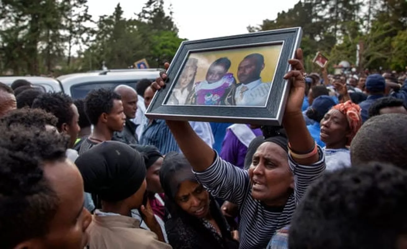 #GaleriaCri Etiopía está de luto por la muerte de más de 100 personas aplastadas por desechos en un vertedero