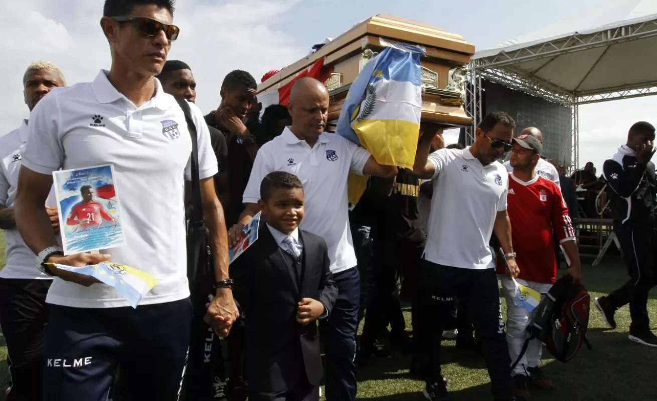 Amílcar Henríquez, dolorosa despedida 