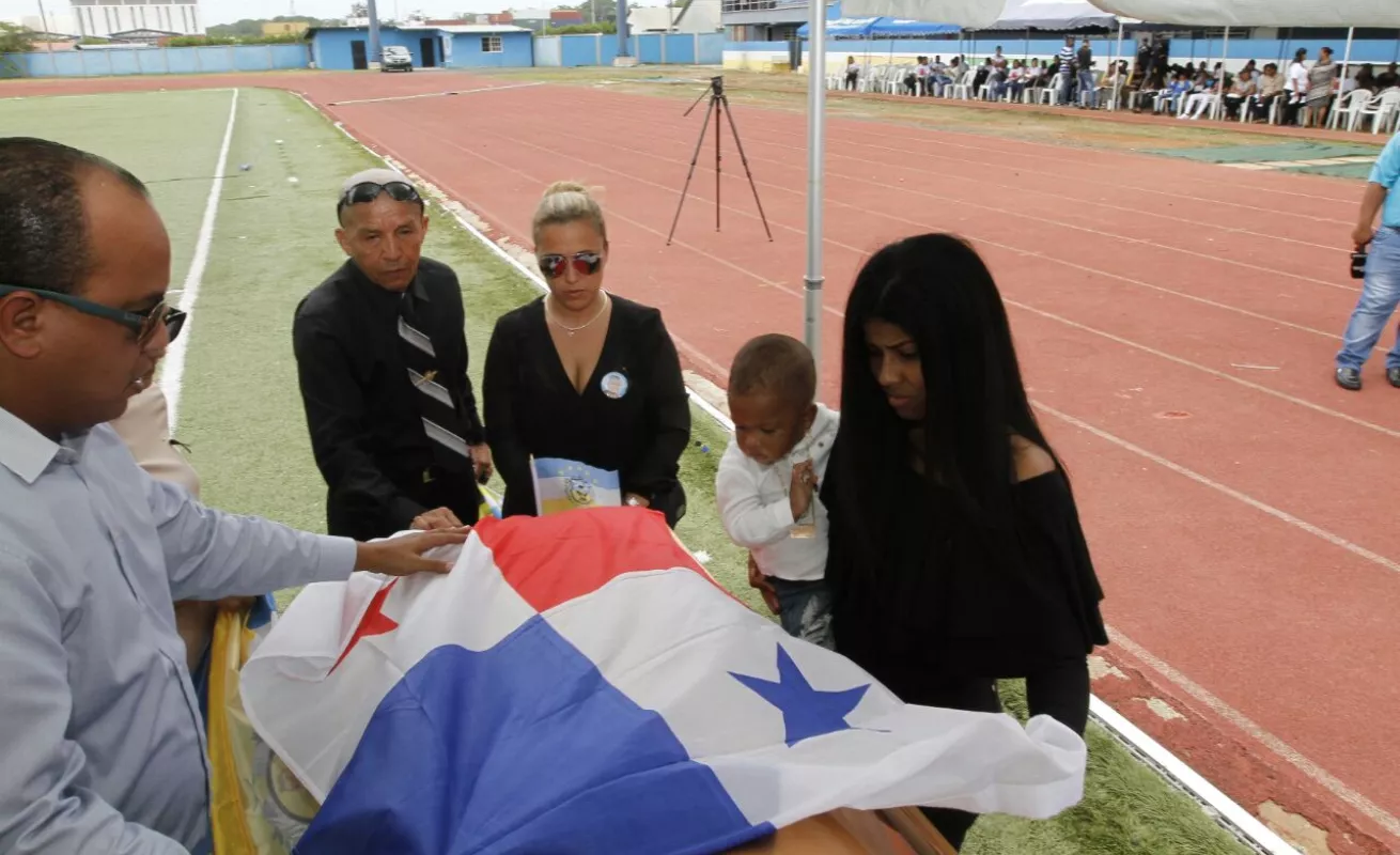 Amílcar Henríquez, dolorosa despedida 