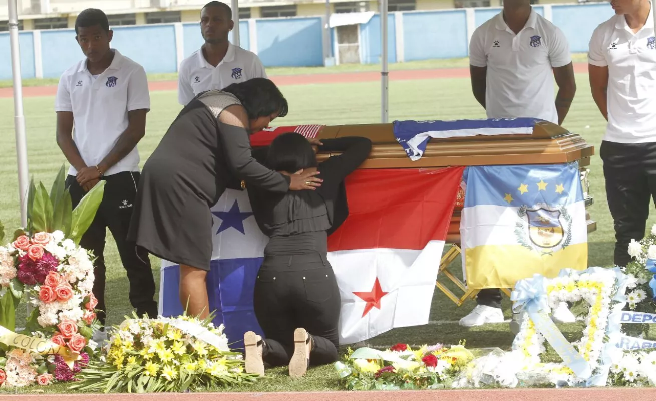 Amílcar Henríquez, dolorosa despedida 