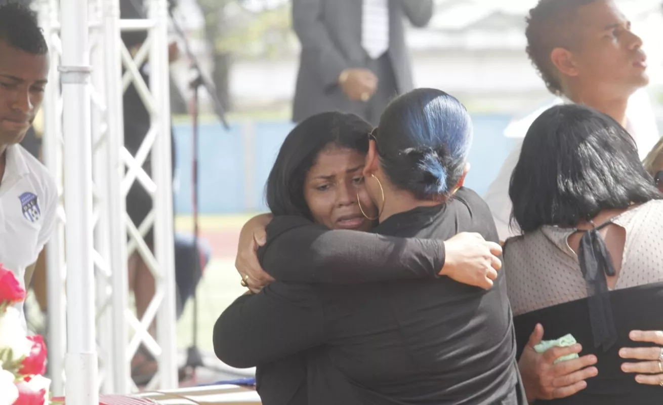 Amílcar Henríquez, dolorosa despedida 