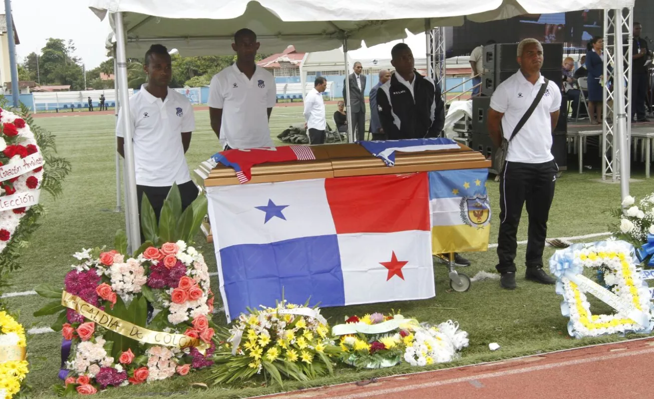 Amílcar Henríquez, dolorosa despedida 