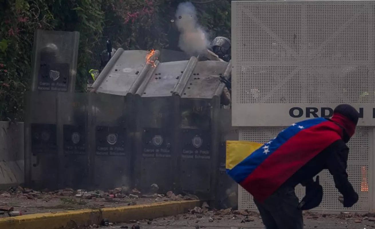 #GaleriaCri Violenta represión contra marcha opositora en Caracas