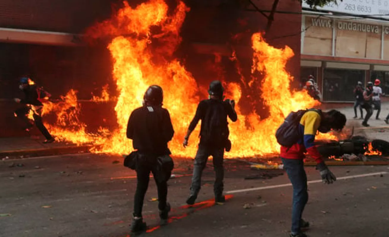 #GaleriaCri Violenta represión contra marcha opositora en Caracas