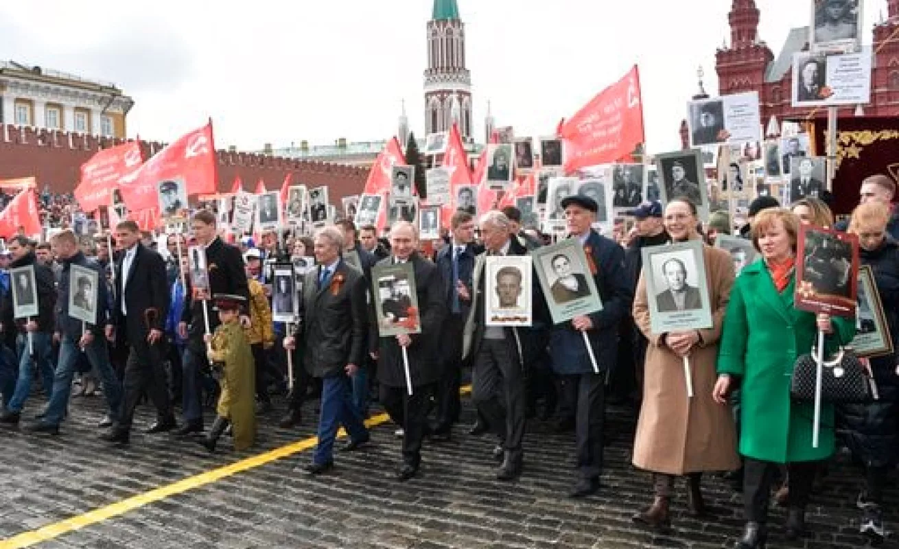 Rusia celebra el 72 aniversario de la derrota de los nazis en la Segunda Guerra Mundial 