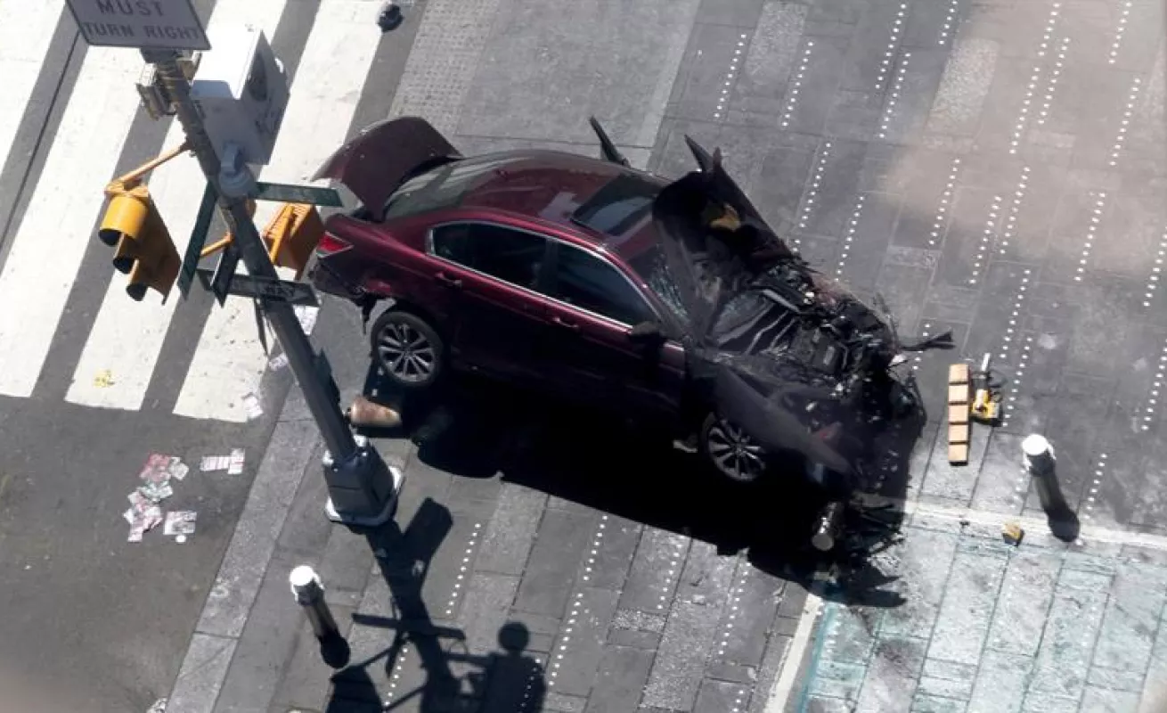 #GaleriaCri Divulgan imágenes del atropello múltiple en Times Square