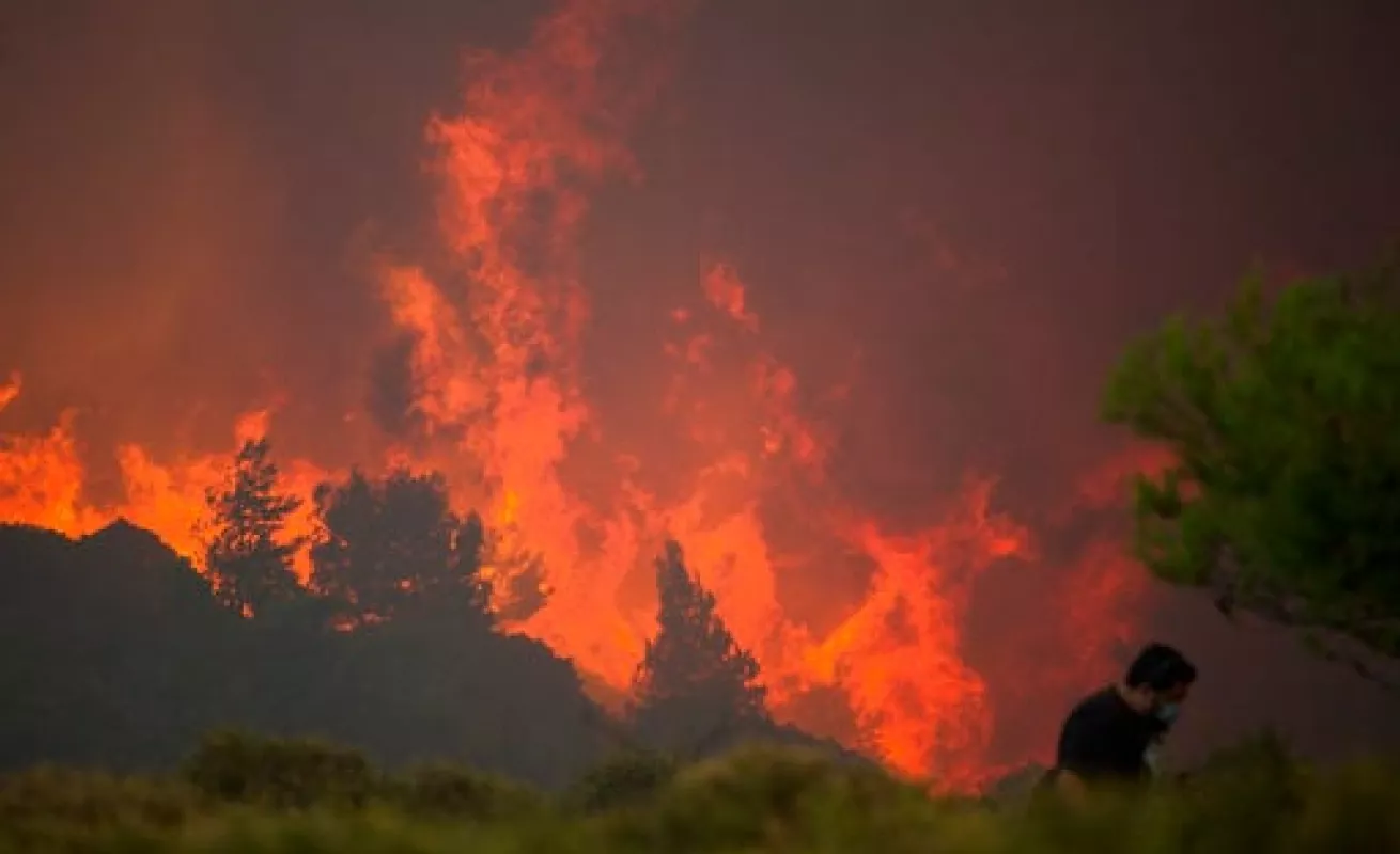 #GaleriaCri Incendios forestales en Atenas