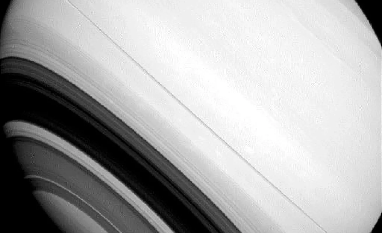 #GaleriaCri Saturno vista a través de la sonda Cassini