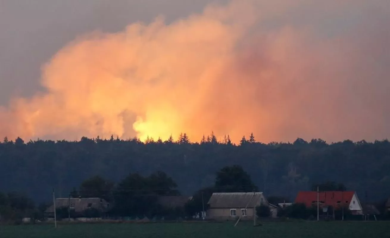 #GaleriaCri Estallido nocturno