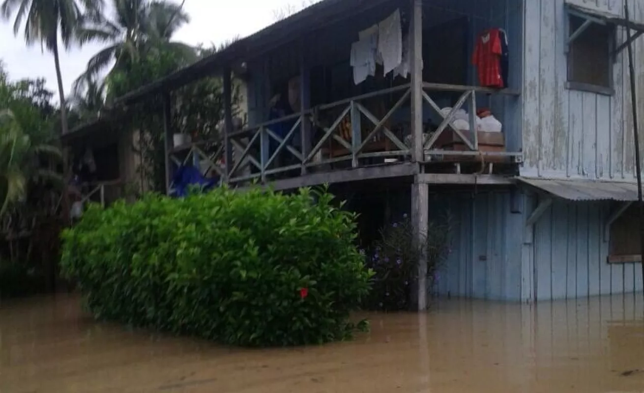 #GaleriaCri Lluvias causan estragos en el país