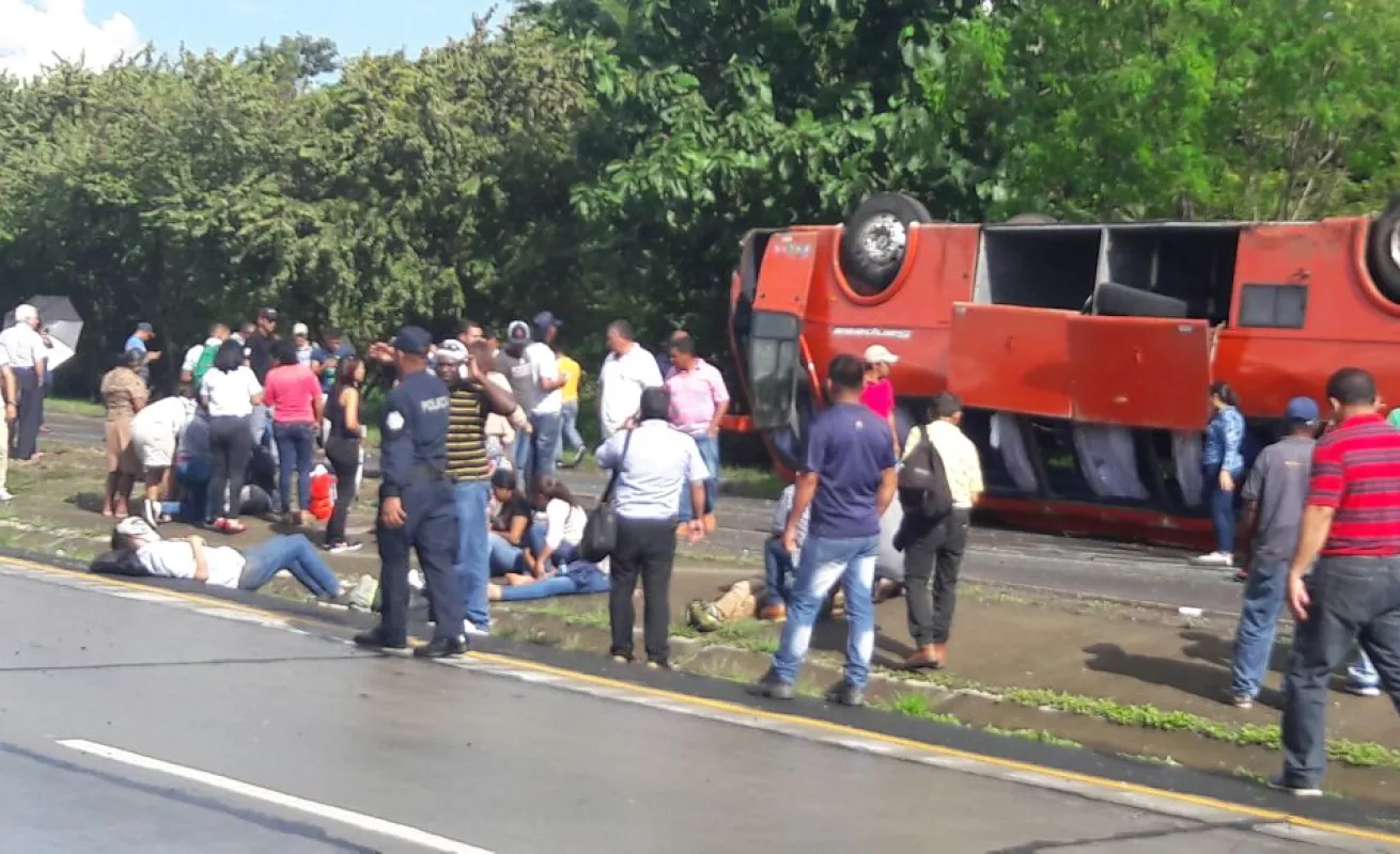 #GaleriaCri Llantas arriba